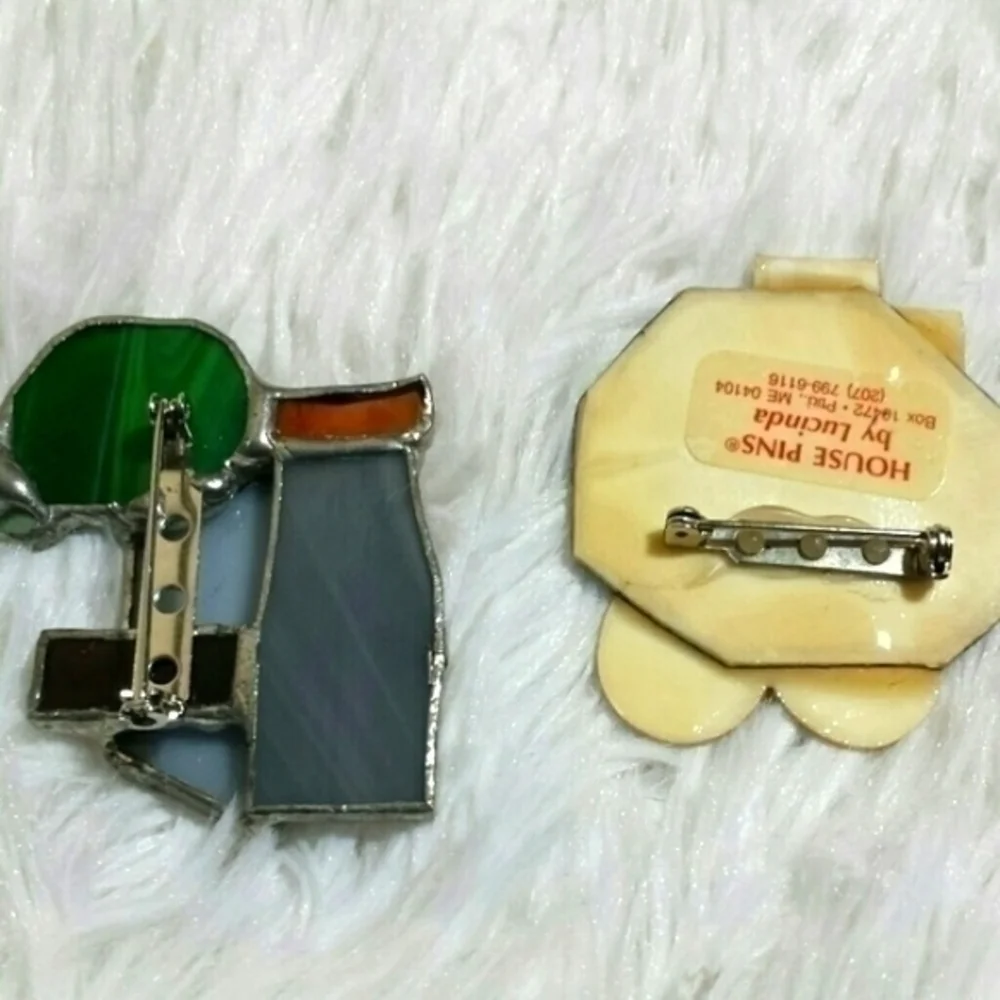 Vintage House Collectible Brooch Pins